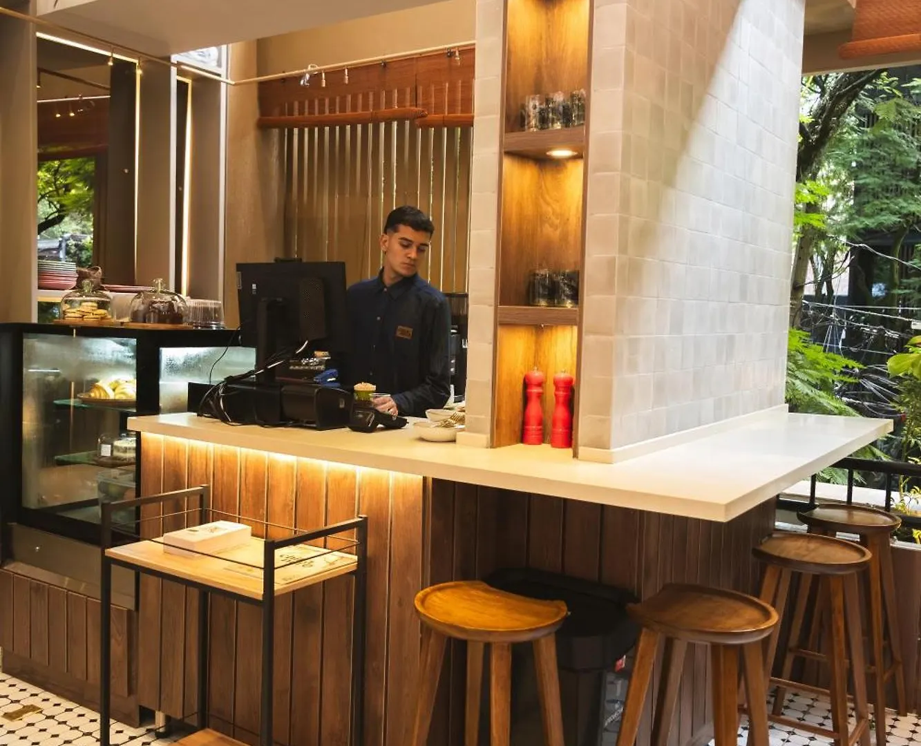 Nakua Stay & Work Medellin Hotel